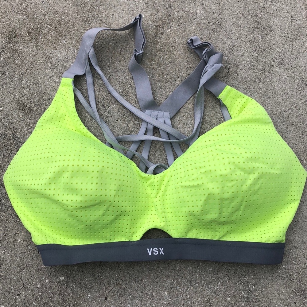 Victoria’s Sport light weight Bra 34D